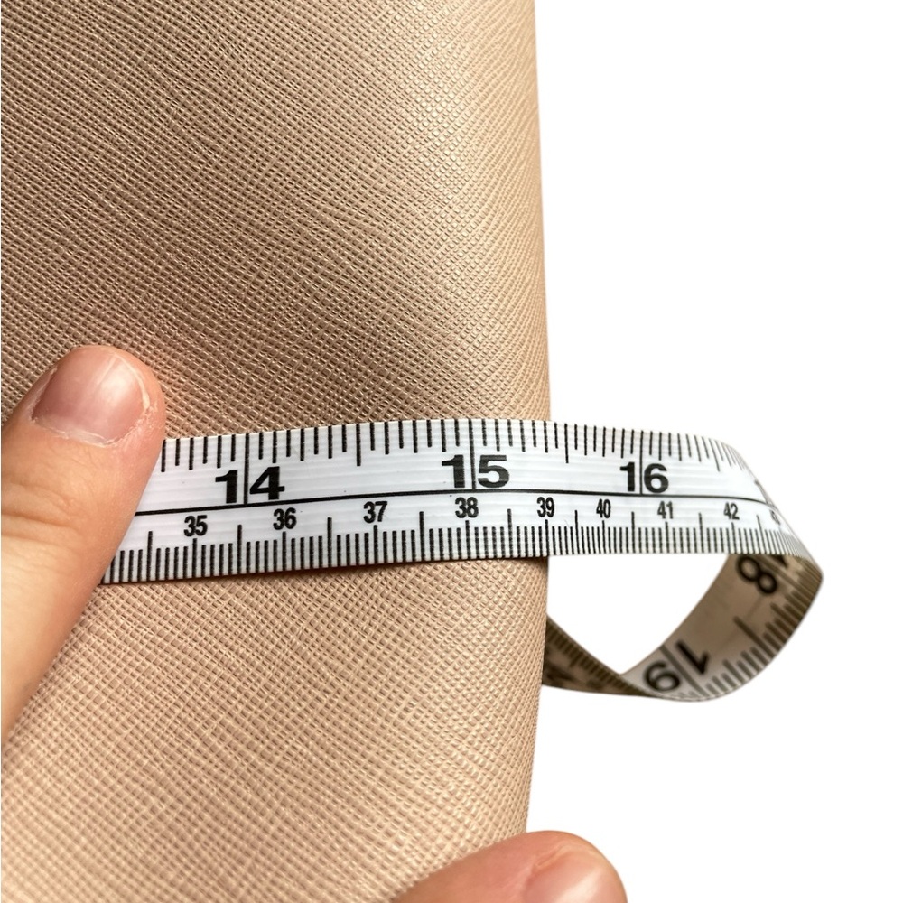 Michael‎ Kors Dust Pink Jet Set Tote - Stylish & Versatile Handbag for Women - Picture 8 of 12